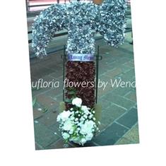 Hammer floral tribute